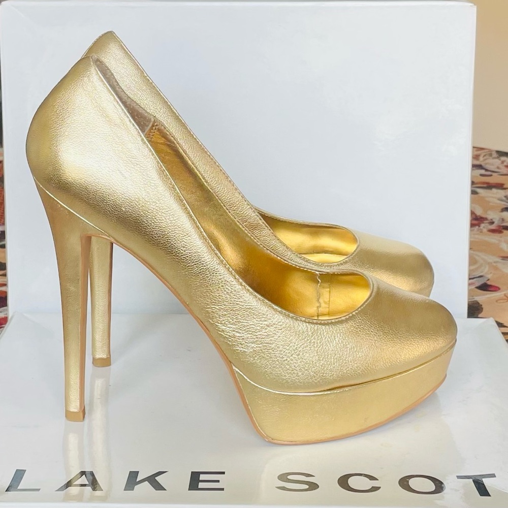 Blake Scot ladies gold heels Size 8.5